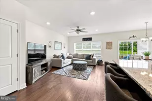 137 Golden Vale Dr, Royersford, PA 19468 - Photo 4
