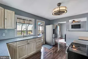 56 Trappe Rd, Collegeville, PA 19426 - Photo 4