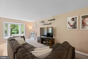 947 Dogwood Ct, Pottstown, PA 19464 - Photo 4
