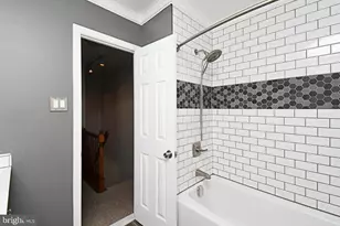 22 Fitzwatertown Rd, Willow Grove, PA 19090 - Photo 22