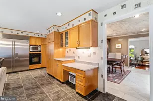 3843 Loop Rd, Huntingdon Valley, PA 19006 - Photo 18