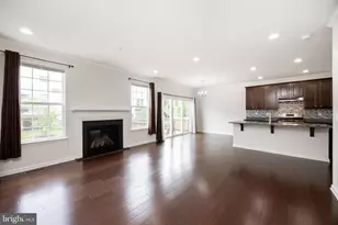 253 Fairfield Cir W, Royersford, PA 19468 - Photo 8