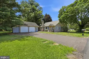 3840 Center Ave, Collegeville, PA 19426 - Photo 2