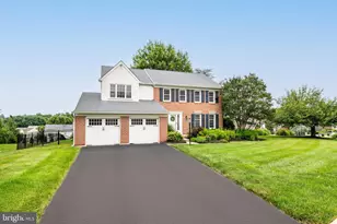 221 Cardinal Dr, Conshohocken, PA 19428 - Photo 2