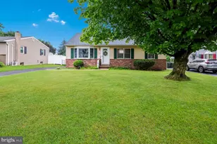 424 Mallard Rd, Hatboro, PA 19040 - Photo 1