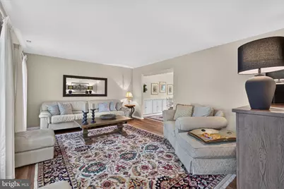 136 Bedford Lane, Lansdale, PA 19446 - Photo 2
