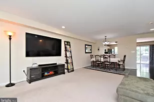 64 Hunt Club Dr, Collegeville, PA 19426 - Photo 6