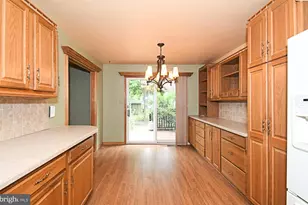 121 Anjou Ct, Telford, PA 18969 - Photo 16