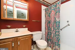 121 Anjou Ct, Telford, PA 18969 - Photo 34