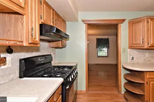 121 Anjou Ct, Telford, PA 18969 - Photo 18