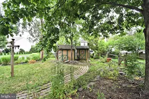 121 Anjou Ct, Telford, PA 18969 - Photo 54