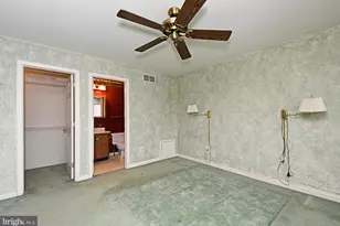 121 Anjou Ct, Telford, PA 18969 - Photo 32