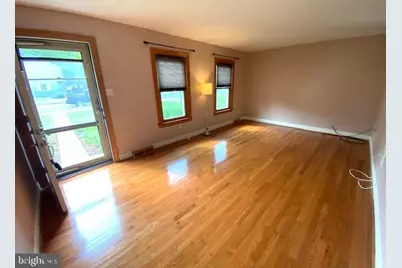 834 Jackson Street, Lansdale, PA 19446 - Photo 2