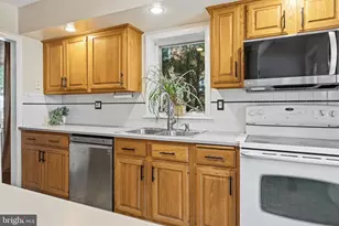198 W Lincoln Ave, Telford, PA 18969 - Photo 18