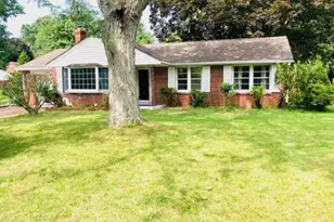 439 E Chestnut St, Souderton, PA 18964 - Photo 1