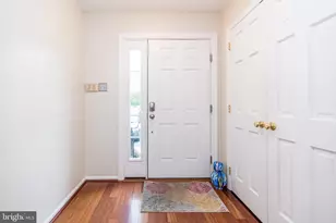 108 Susan Constant Ct, Norristown, PA 19401 - Photo 2