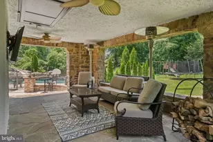 1952 Canterbury Rd, Abington, PA 19001 - Photo 108