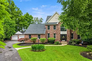 250 Kerrwood Dr, Wayne, PA 19087 - Photo 2