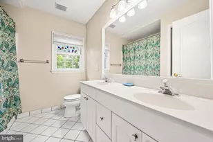 250 Kerrwood Dr, Wayne, PA 19087 - Photo 28