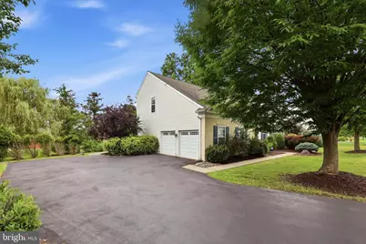 637 Chatsworth Drive, Ambler, PA 19002 - Photo 2