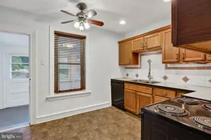 1137 South St, Pottstown, PA 19464 - Photo 14