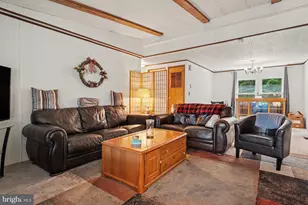 1014 Cherrywood Ct, North Wales, PA 19454 - Photo 4