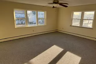 859 Main St, Pennsburg, PA 18073 - Photo 12