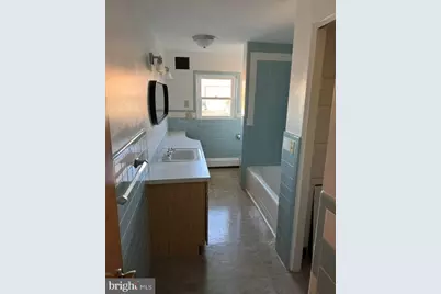 859 Main Street, Pennsburg, PA 18073 - Photo 2