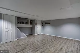 22 Fitzwatertown Rd, Willow Grove, PA 19090 - Photo 32