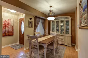 22 Fitzwatertown Rd, Willow Grove, PA 19090 - Photo 10