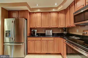 22 Fitzwatertown Rd, Willow Grove, PA 19090 - Photo 18