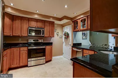 22 Fitzwatertown Road #UNIT E-11, Willow Grove, PA 19090 - Photo 16