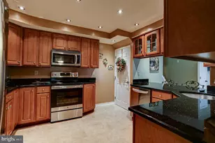 22 Fitzwatertown Rd, Willow Grove, PA 19090 - Photo 16