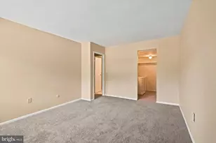 114 Meadowview Ln, Mont Clare, PA 19453 - Photo 12