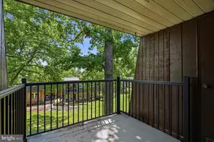 114 Meadowview Ln, Mont Clare, PA 19453 - Photo 4