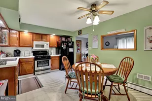 640 Layfield Rd, Perkiomenville, PA 18074 - Photo 8
