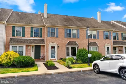 104 Hollytree Court, Pottstown, PA 19464 - Photo 4