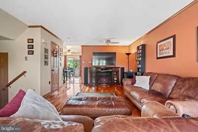 104 Hollytree Court, Pottstown, PA 19464 - Photo 8