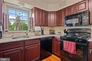 104 Hollytree Ct, Pottstown, PA 19464 - Photo 18