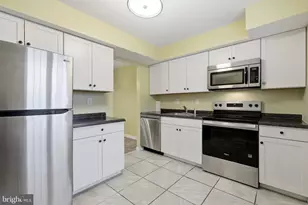 104 Hopkins Ct, North Wales, PA 19454 - Photo 10