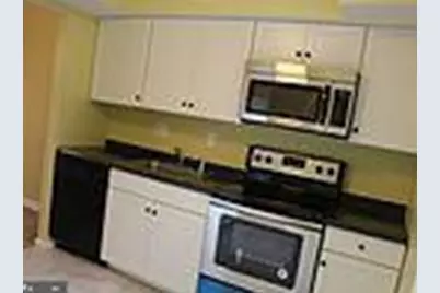 104 Hopkins Court, North Wales, PA 19454 - Photo 4