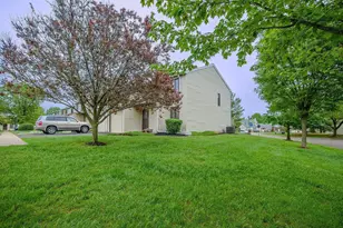 1001 Winfield Ct, Lansdale, PA 19446 - Photo 2