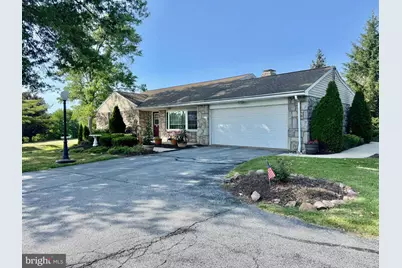 68 Bards Way, Pottstown, PA 19464 - Photo 2