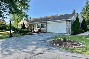 68 Bards Way, Pottstown, PA 19464 - Photo 2