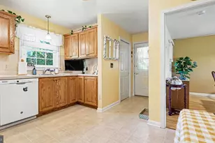 68 Bards Way, Pottstown, PA 19464 - Photo 6