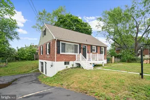 769 Spruce St, Pottstown, PA 19464 - Photo 2