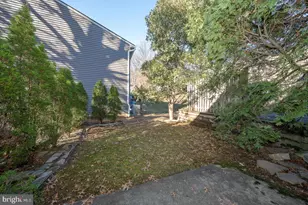 403 Woodside Cir, Dresher, PA 19025 - Photo 10