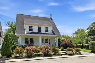 208 Sabine Ave, Narberth, PA 19072 - Photo 2