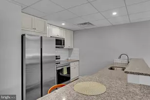 933 N Hanover St, Pottstown, PA 19464 - Photo 6