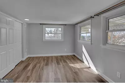 933 N Hanover Street #2ND FL, Pottstown, PA 19464 - Photo 6